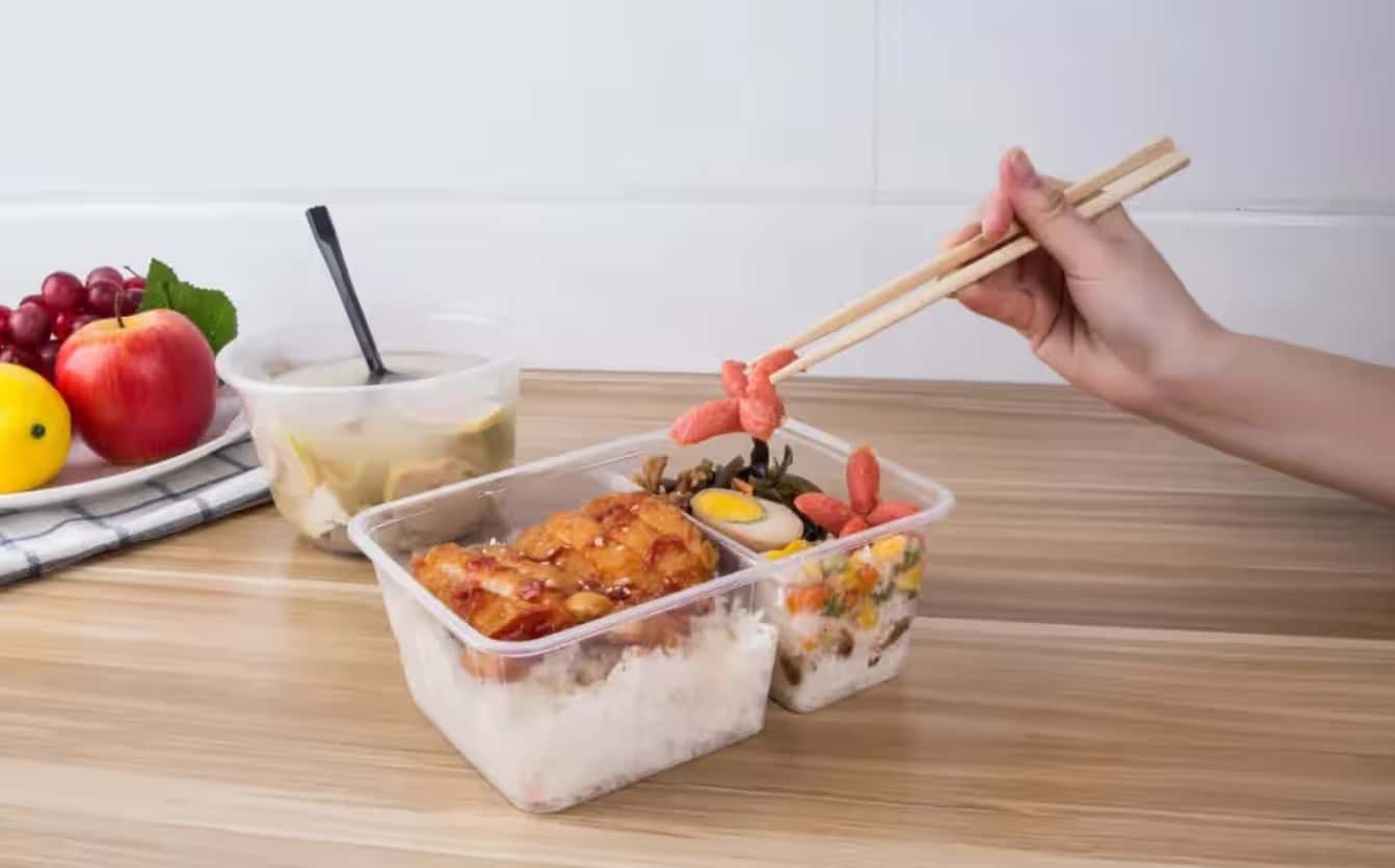 外卖市场塑料打包用品对人体健康的潜在影响评估